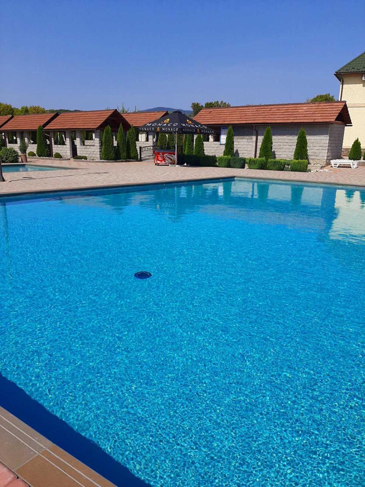 Hotel Elysium Ilosva Kültér fotó